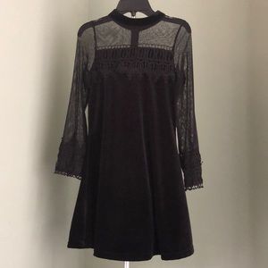 Black lace dress